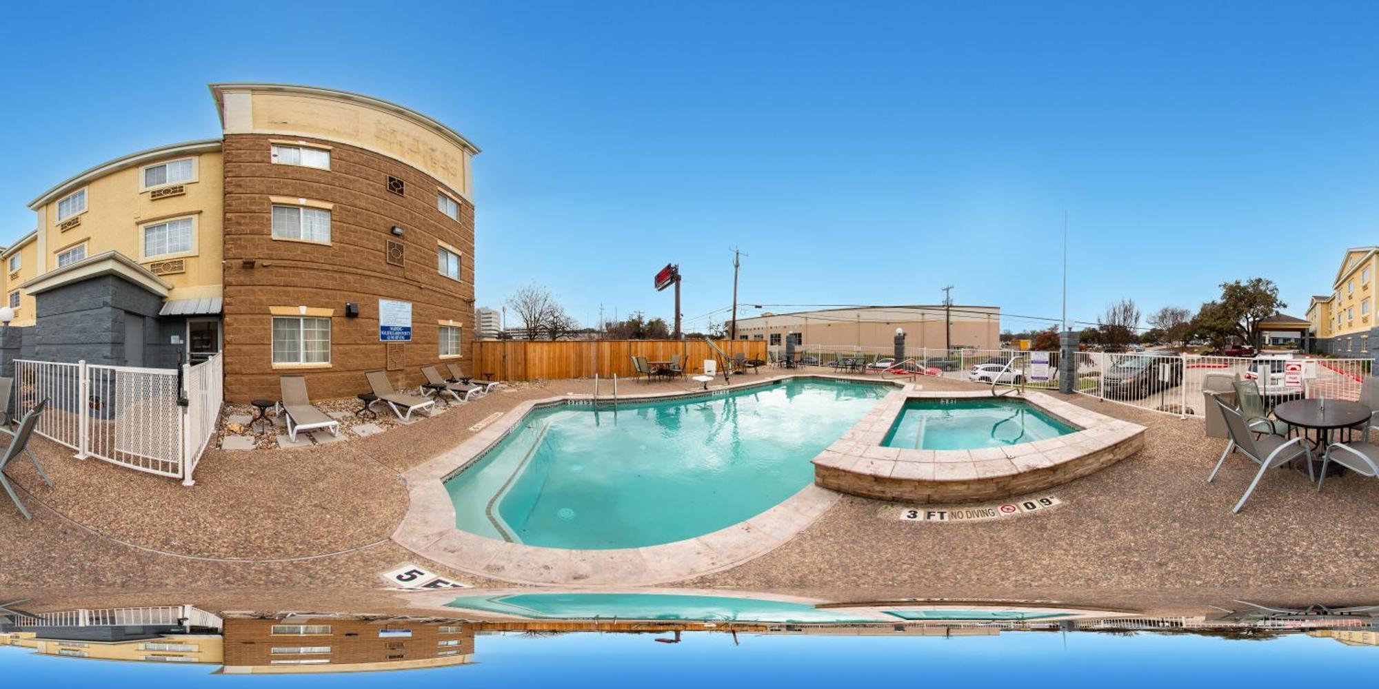 Quality Inn & Suites Airport North - Stone Oak San Antonio Exterior foto